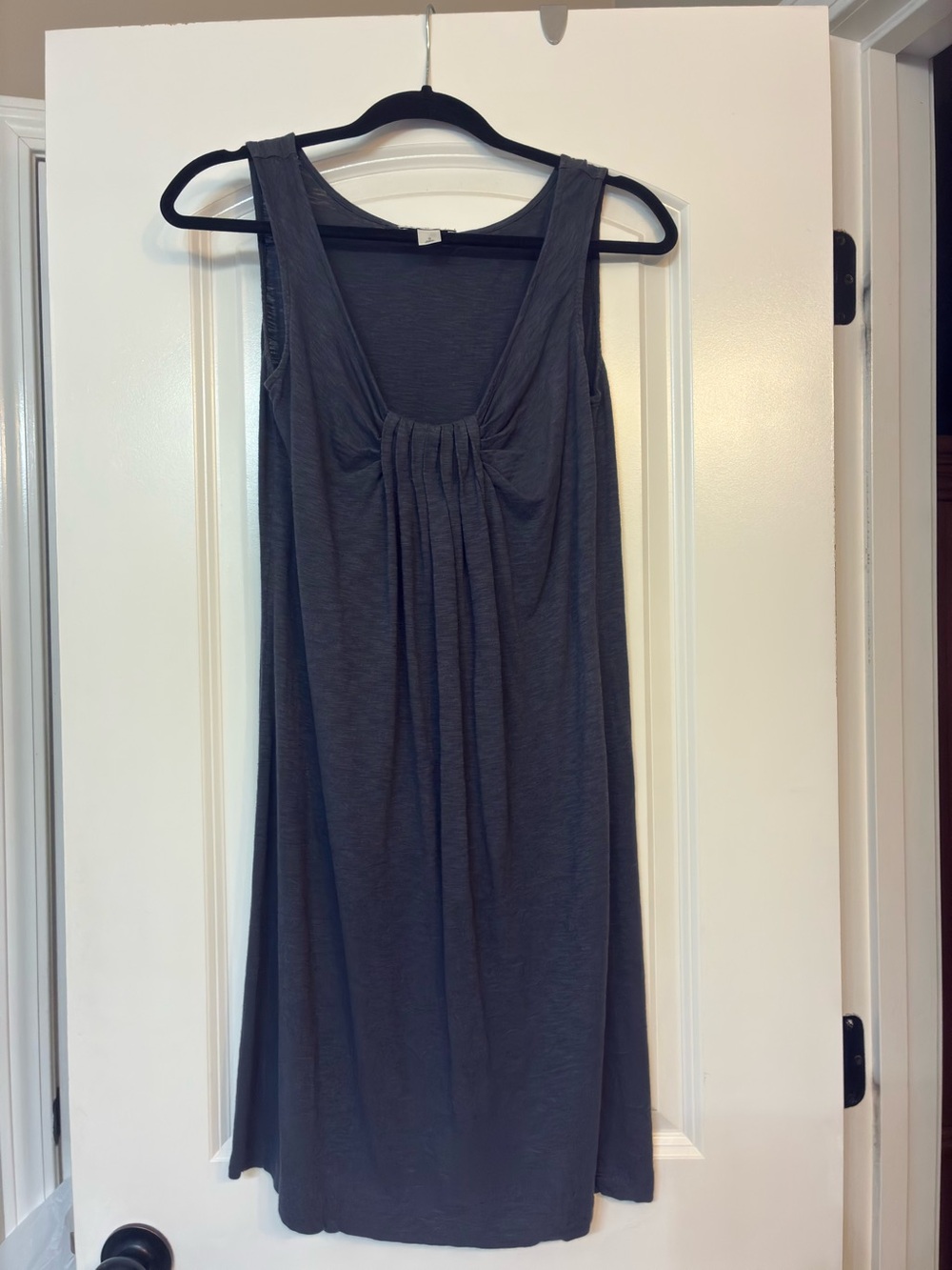 LOFT Charcoal Gray Women's Scoop Neck Top